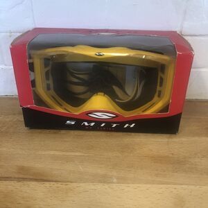 Yellow Smith EVO Moto series Goggle with clear Lens & Box